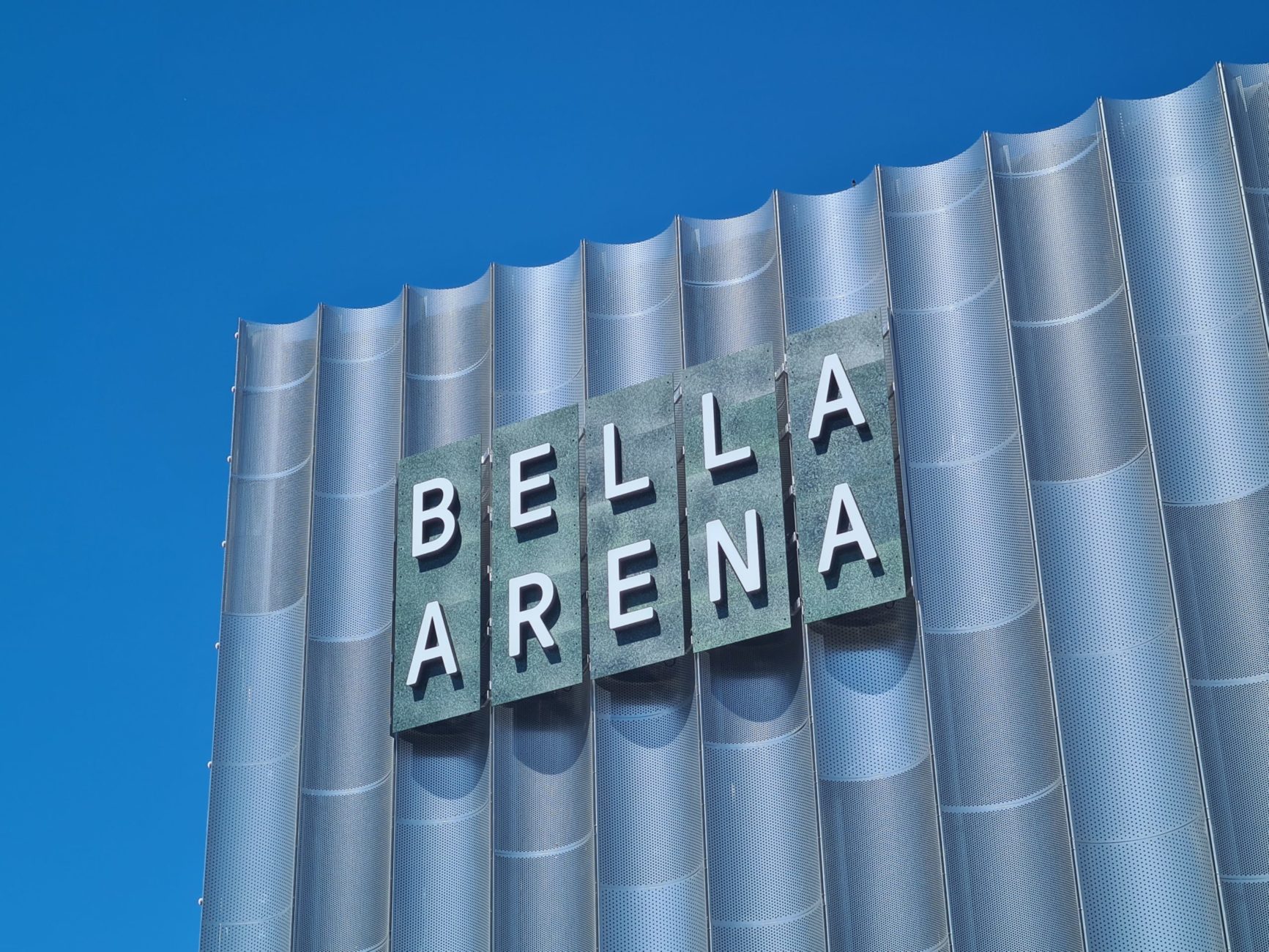 Bella Arena Fusø material for sign