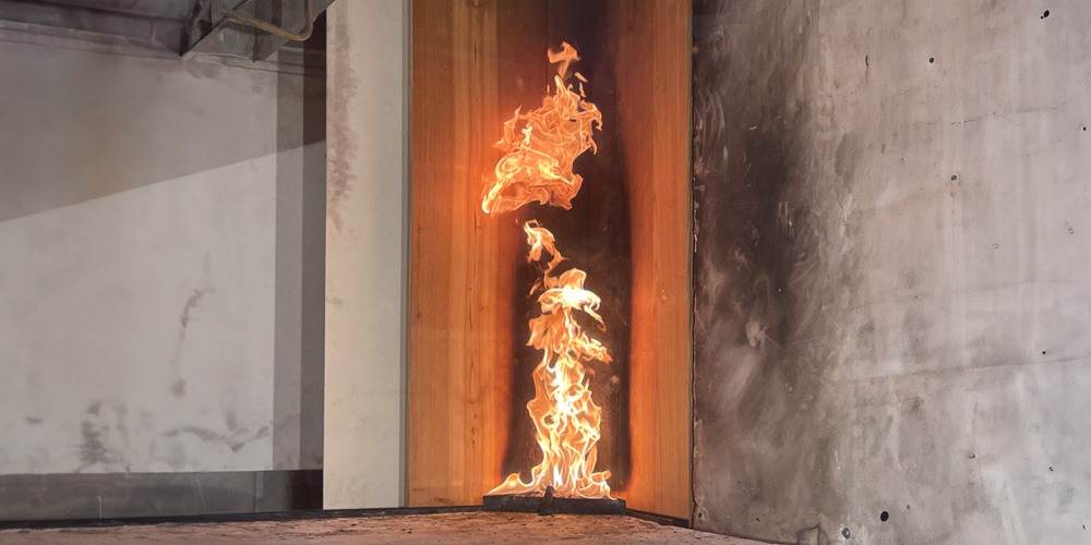 fire-testing plastic-free wooden facade